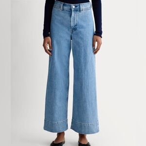 NWT Everlane The Mariner Cropped Jean / shallow beach / 26